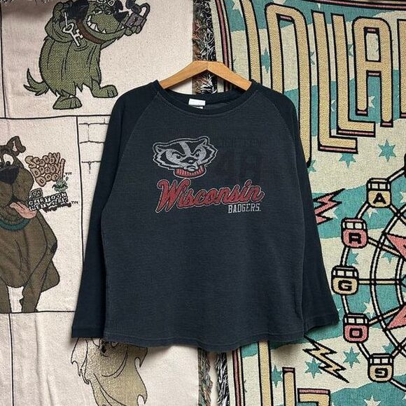 Pro Edge Other - Y2K Wisconsin Badgers College Thermal Long Sleeve